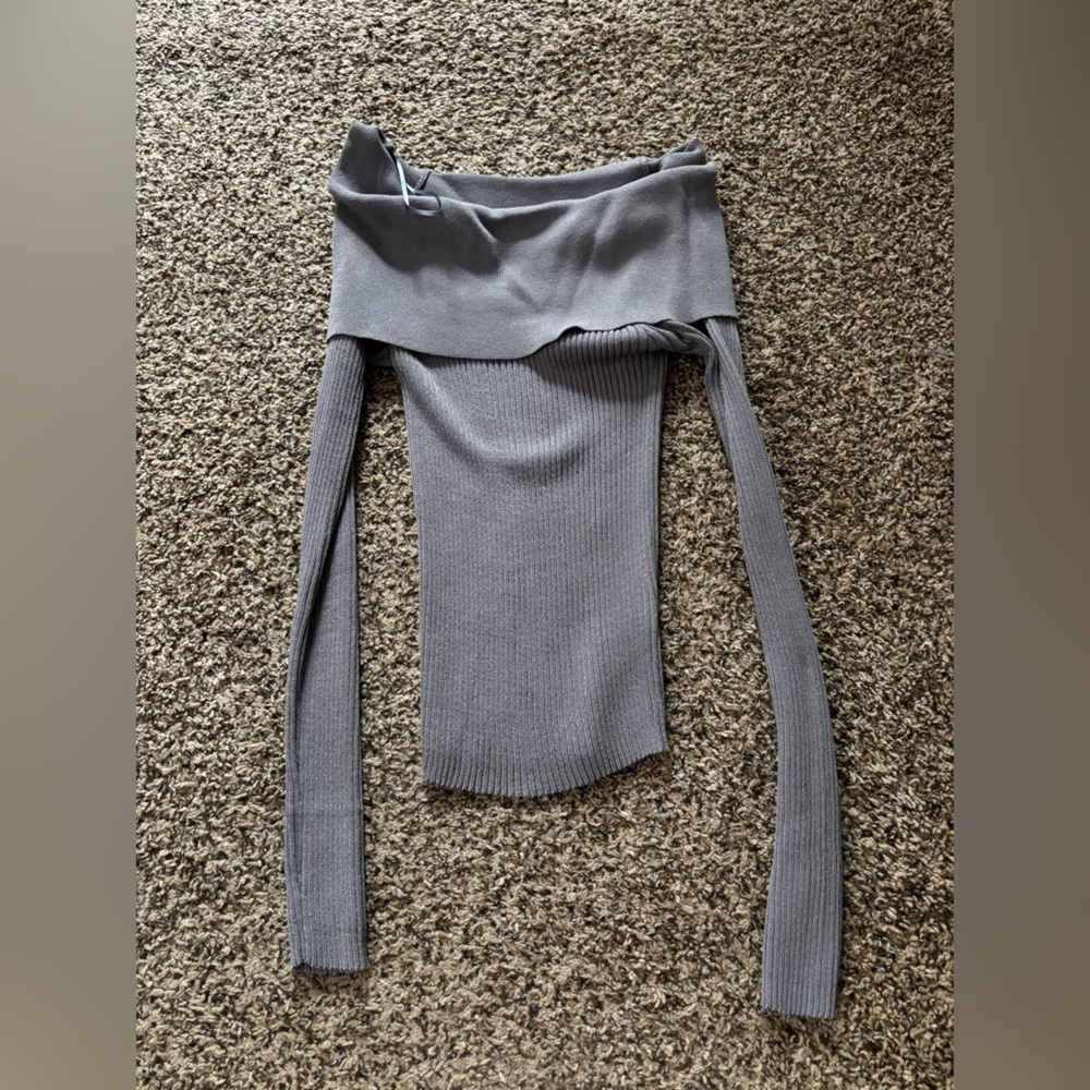 Chic Blue Gray Off-Shoulder Knit Top